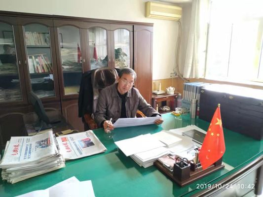 公司機(jī)關(guān)黨支部積極開展“不忘初心、牢記使命”主題教育答題活動.png